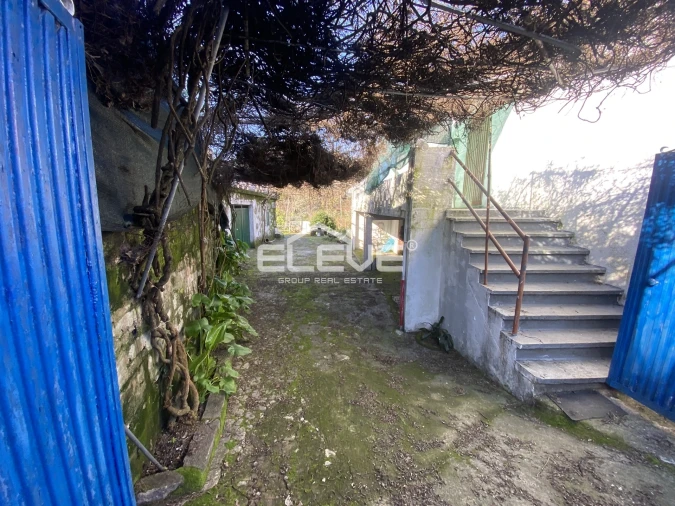 Moradia T2 para Venda em Venade e Azevedo Foto 3