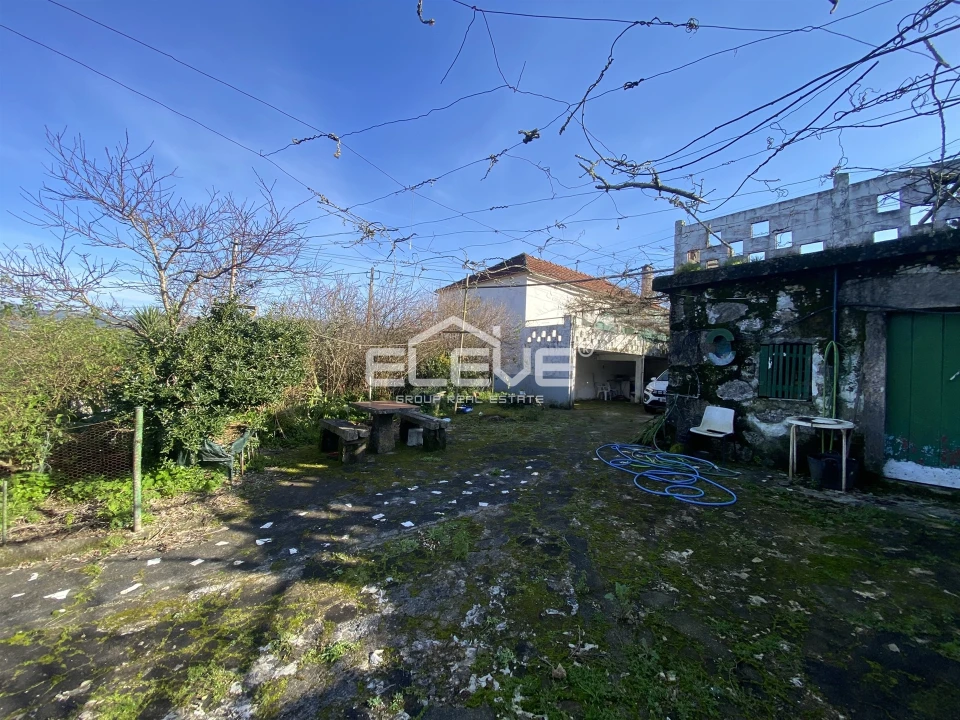 Moradia T2 para Venda em Venade e Azevedo Foto 6