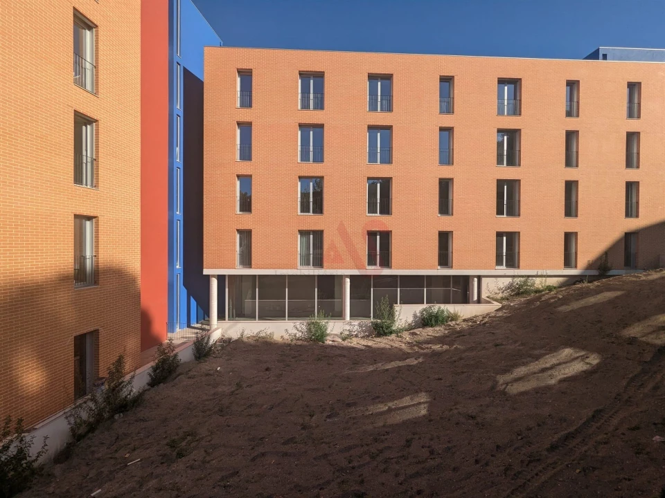 Apartamento T1 para Venda em Azurem Foto 10