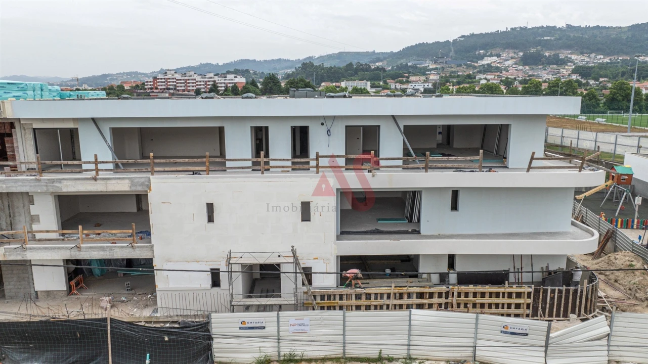 Apartamento T3 para Venda em Santa Eulália Foto 3