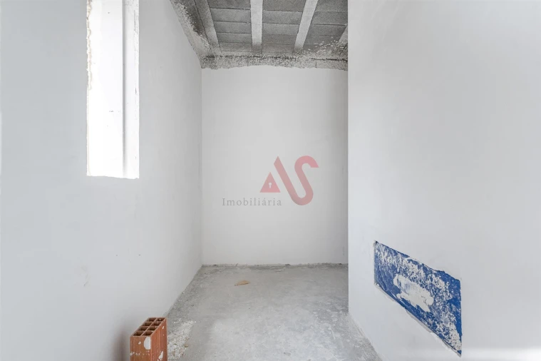 Apartamento T3 para Venda em Santa Eulália Foto 17