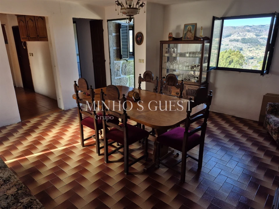 Moradia T4 para Venda em Britelo Foto 22