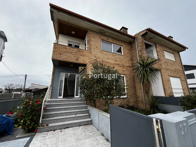 Moradia T3 para Venda em Apúlia e Fão