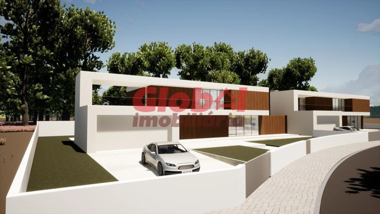 Moradia T4 para Venda em Barreiros e Cepões Foto 1
