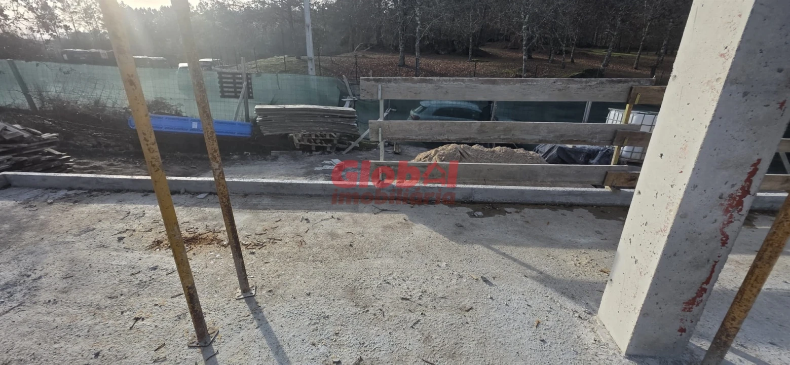 Moradia T3 para Venda em Rio de Loba Foto 4