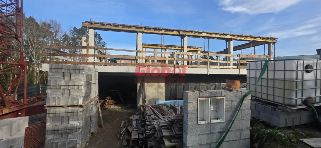 Moradia T3 para Venda em Rio de Loba Foto 3