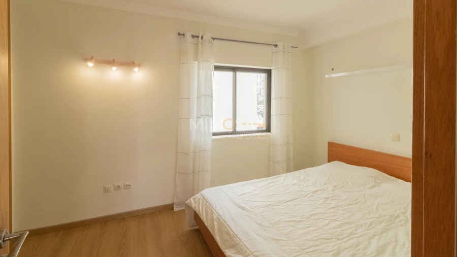 Apartamento T3 para Arrendamento em Lagos (São Sebastião e Santa Maria) Foto 9