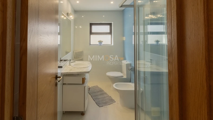 Apartamento T3 para Arrendamento em Lagos (São Sebastião e Santa Maria) Foto 21