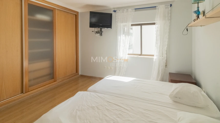 Apartamento T3 para Arrendamento em Lagos (São Sebastião e Santa Maria) Foto 13