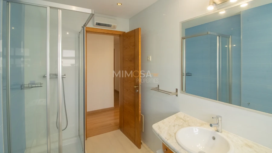 Apartamento T3 para Arrendamento em Lagos (São Sebastião e Santa Maria) Foto 23