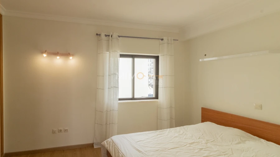 Apartamento T3 para Arrendamento em Lagos (São Sebastião e Santa Maria) Foto 10