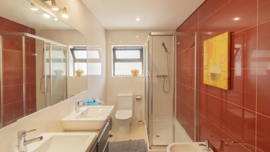 Apartamento T3 para Arrendamento em Lagos (São Sebastião e Santa Maria) Foto 19