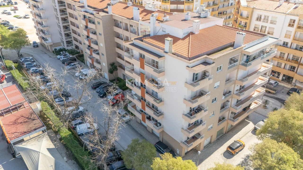 Apartamento T2 para Arrendamento em Lagos (São Sebastião e Santa Maria) Foto 29