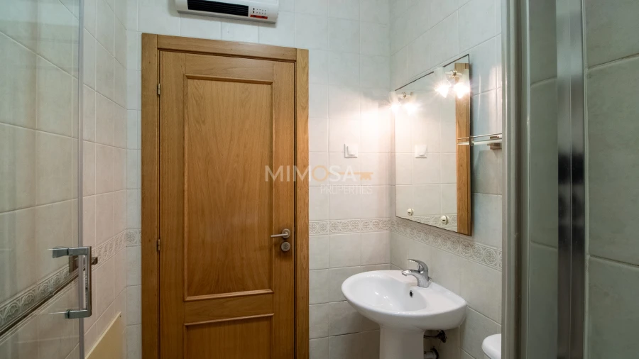 Apartamento T2 para Arrendamento em Lagos (São Sebastião e Santa Maria) Foto 22