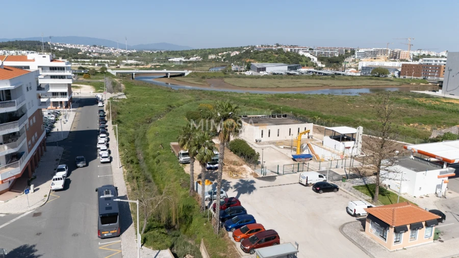 Apartamento T2 para Arrendamento em Lagos (São Sebastião e Santa Maria) Foto 30