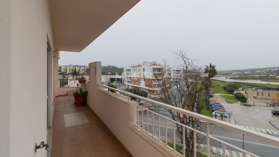 Apartamento T2 para Arrendamento em Lagos (São Sebastião e Santa Maria) Foto 20