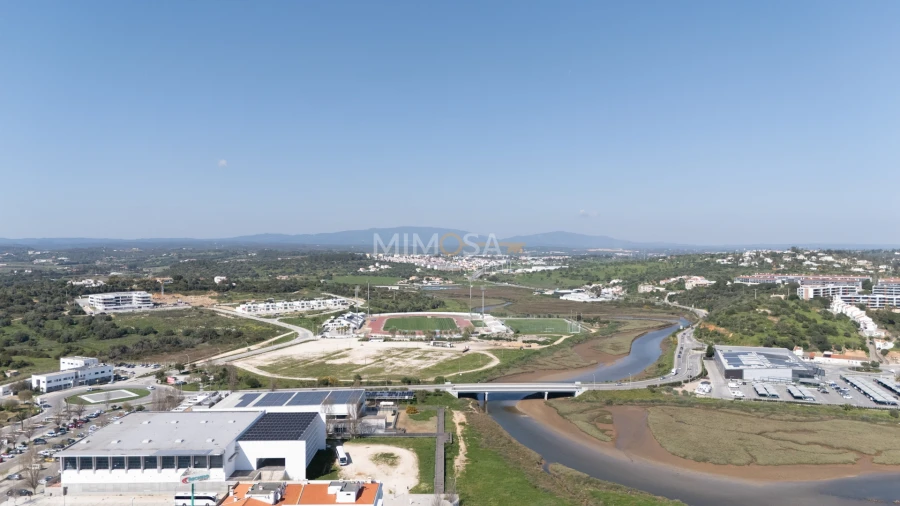 Apartamento T2 para Arrendamento em Lagos (São Sebastião e Santa Maria) Foto 28