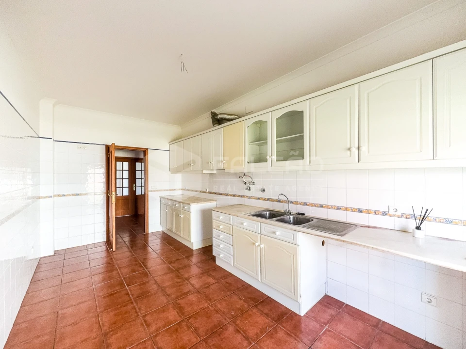 Apartamento T2 para Arrendamento em Marvila, Ribeira Santarém, São Salvador, São Nicolau Foto 1