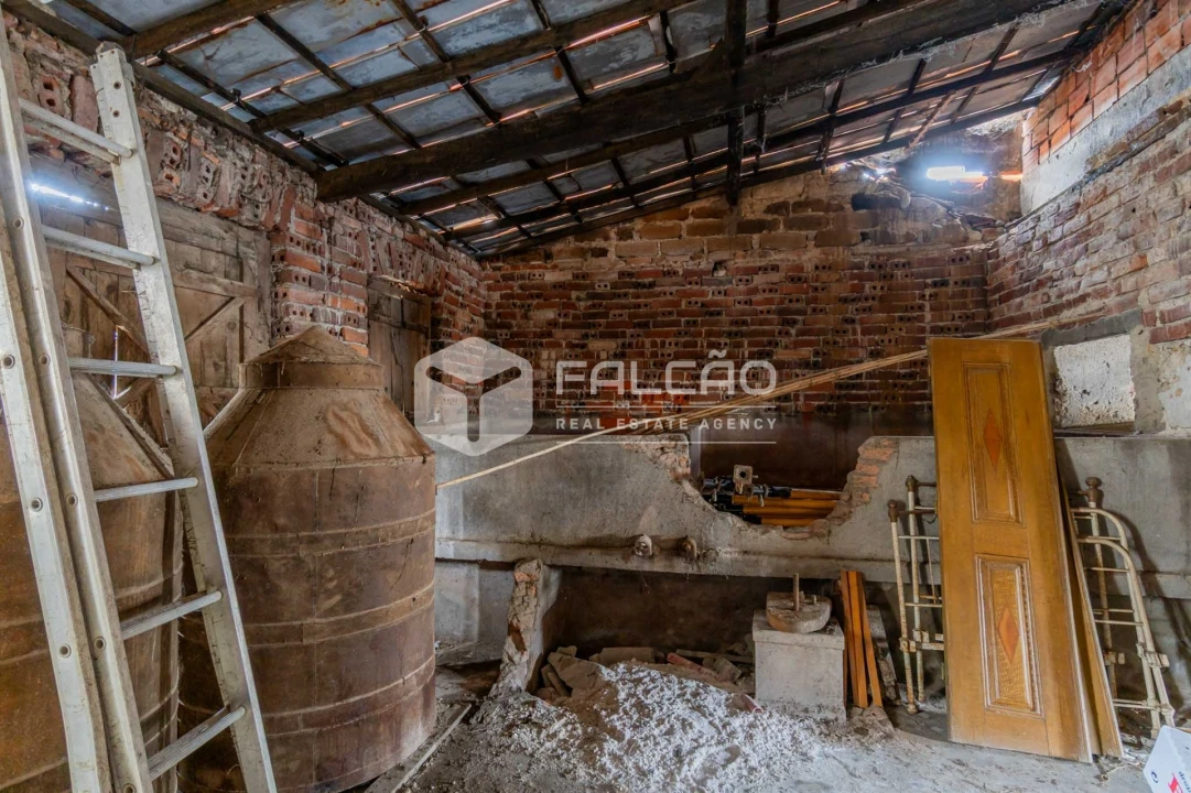 Moradia T0 para Venda em Azoia de Cima e Tremês Foto 31