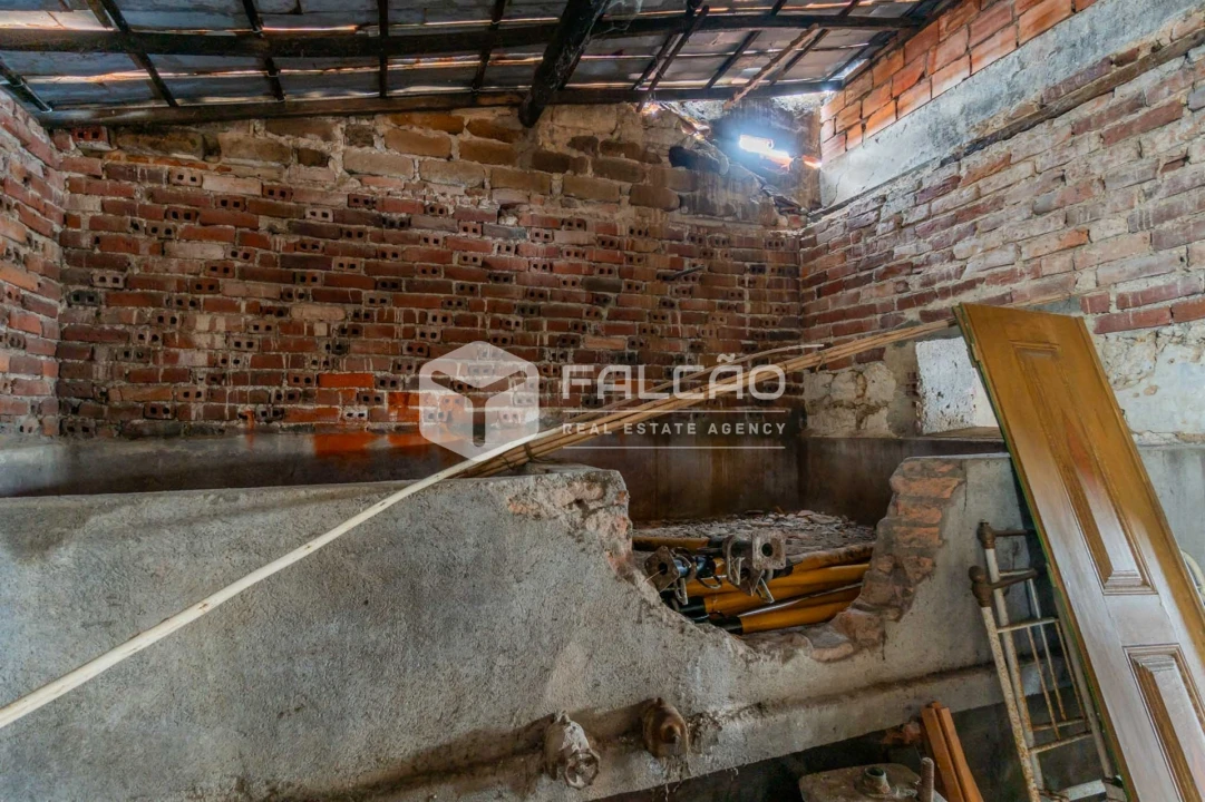 Moradia T0 para Venda em Azoia de Cima e Tremês Foto 32