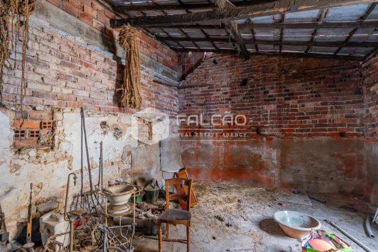 Moradia T0 para Venda em Azoia de Cima e Tremês Foto 33