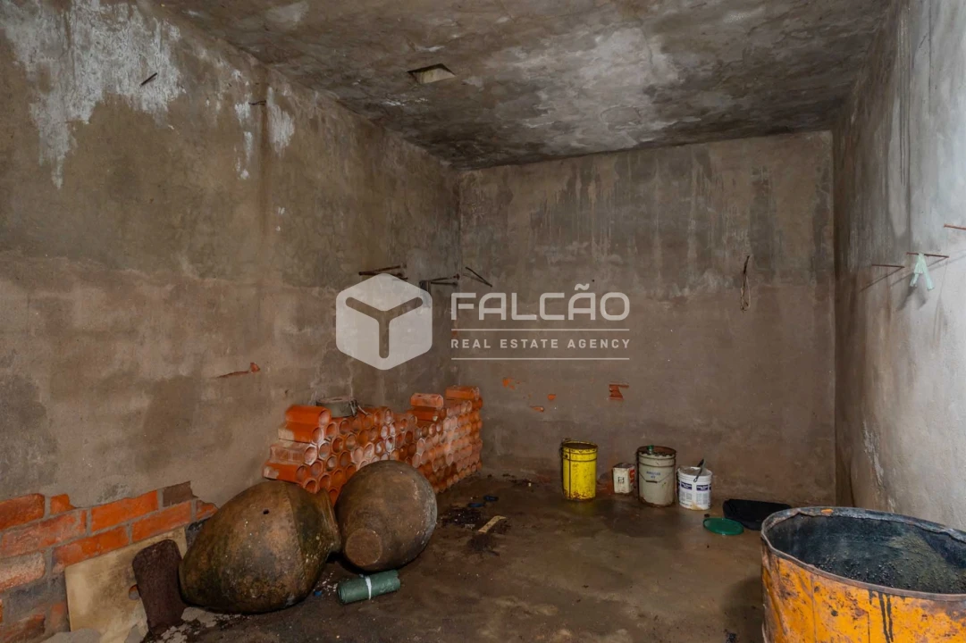 Moradia T0 para Venda em Azoia de Cima e Tremês Foto 25