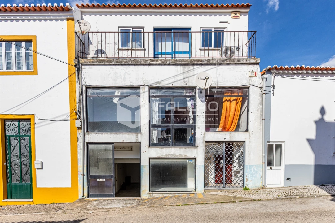 Loja para Venda em Chamusca e Pinheiro Grande Foto 2