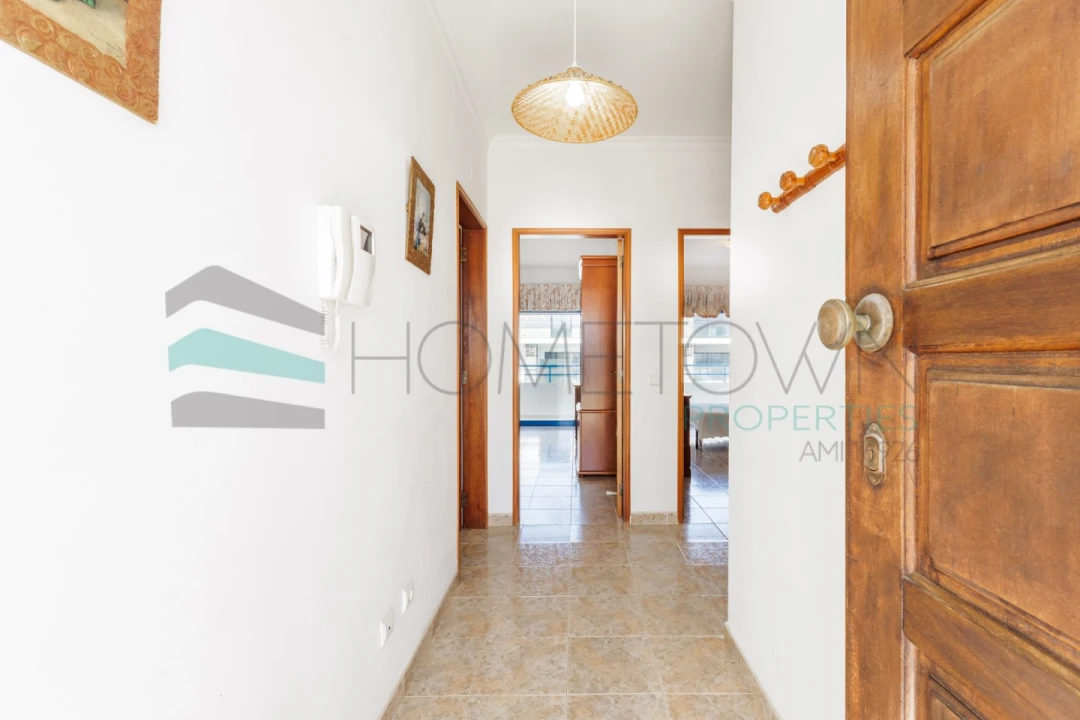 Apartamento T1 para Venda em Quarteira Foto 2