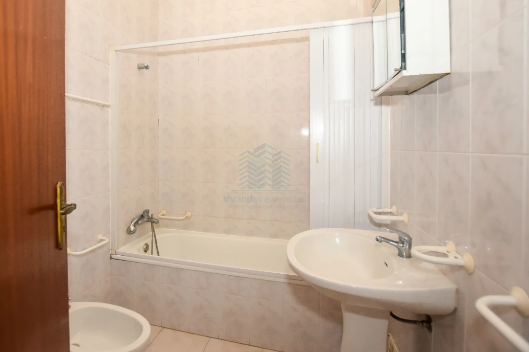 Negócio para Venda em Zibreira Foto 52