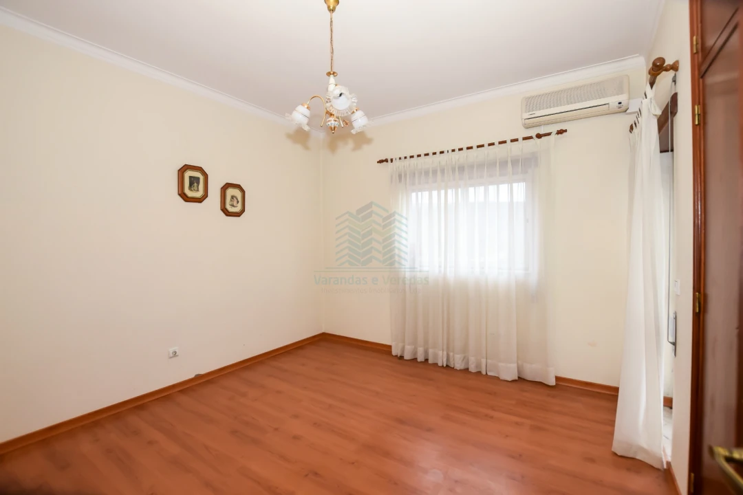 Negócio para Venda em Zibreira Foto 55