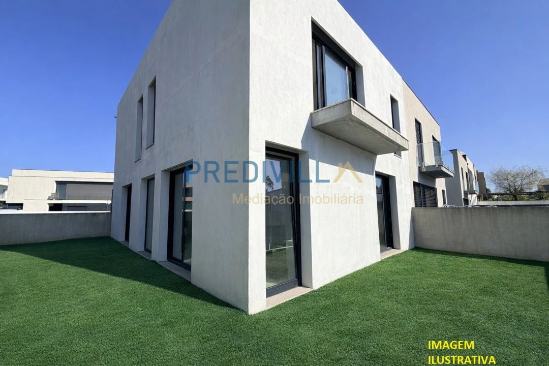 Moradia T3 para Venda em Bagunte, Ferreiró, Outeiro Maior e Parada Foto 1