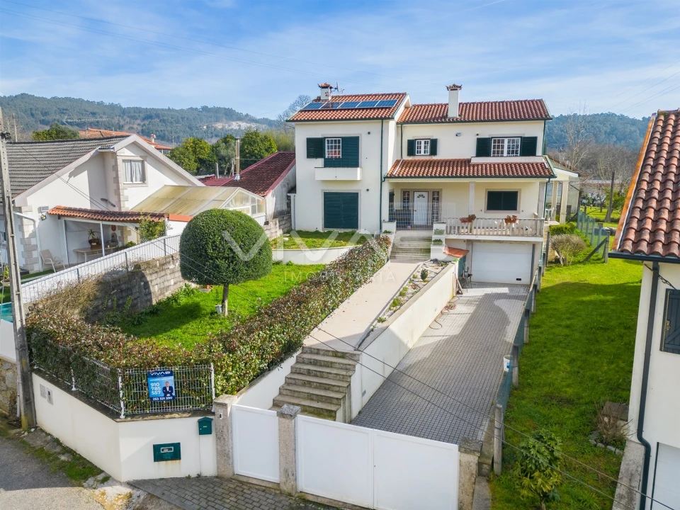 Moradia T3 para Venda em Moure Foto 25