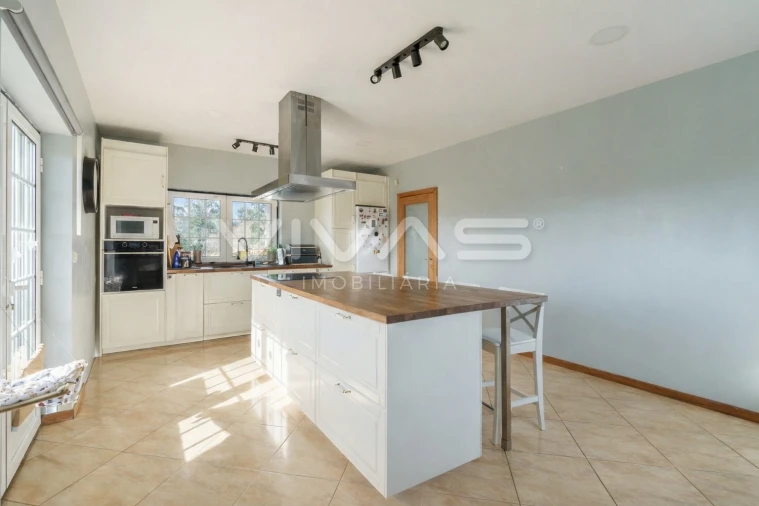 Moradia T3 para Venda em Moure Foto 4