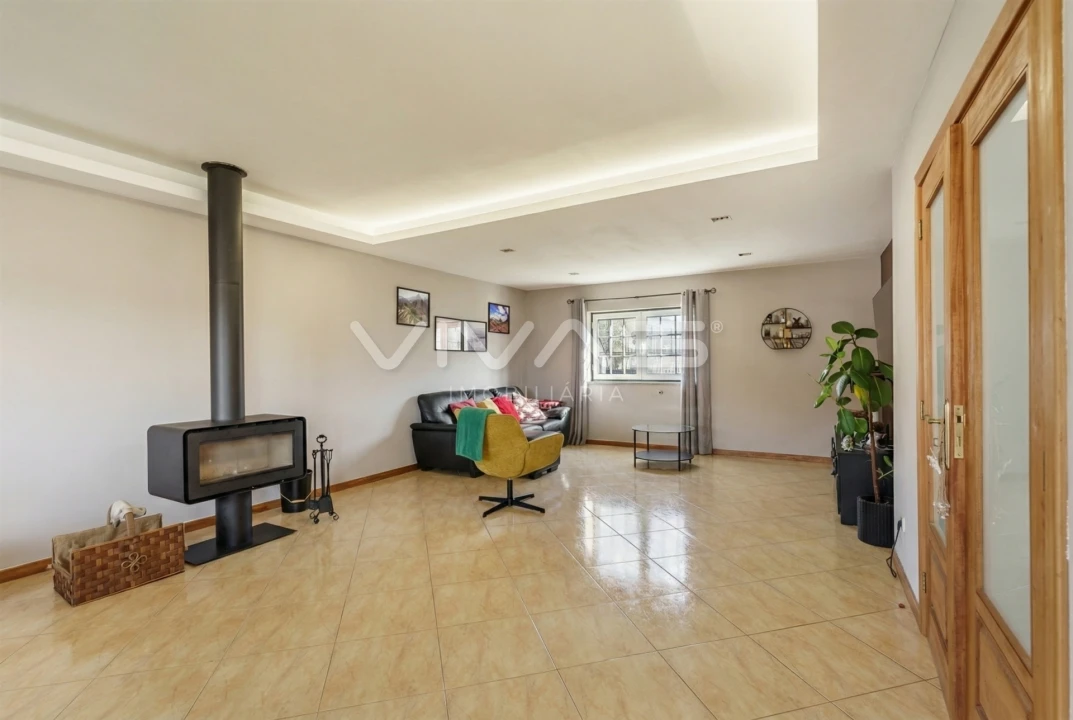 Moradia T3 para Venda em Moure Foto 8