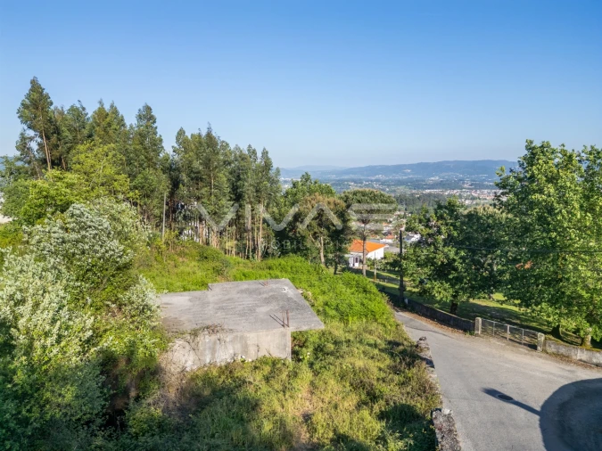 Terreno para Venda em Vila Verde e Barbudo Foto 14