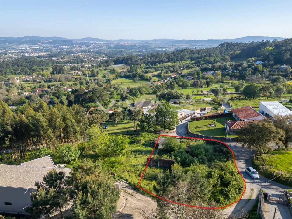 Terreno para Venda em Vila Verde e Barbudo Foto 5