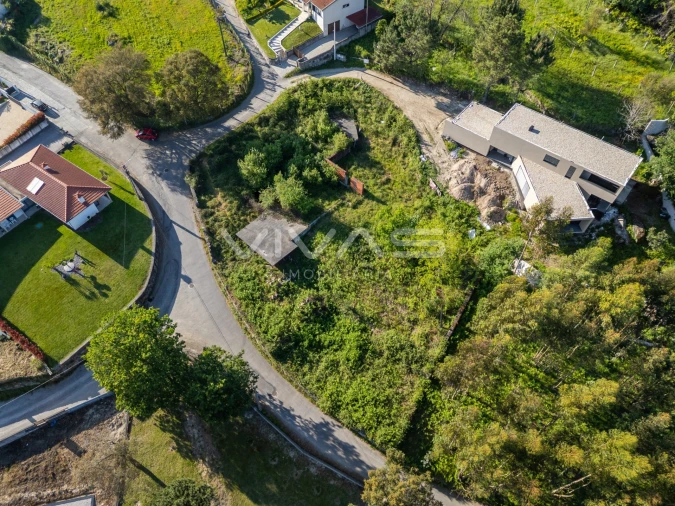 Terreno para Venda em Vila Verde e Barbudo Foto 6