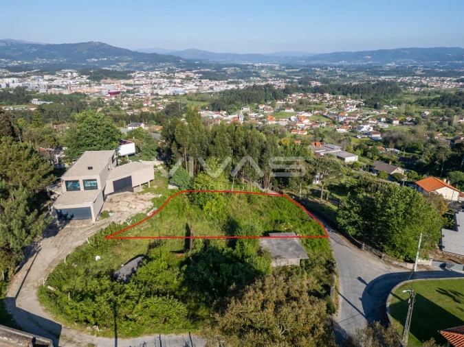 Terreno para Venda em Vila Verde e Barbudo Foto 3
