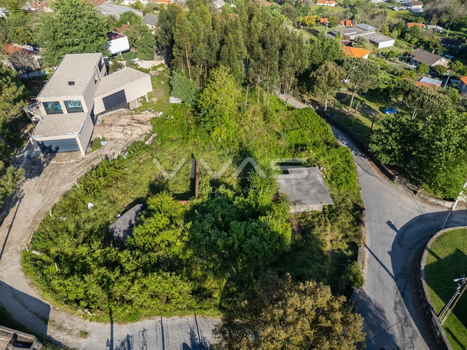 Terreno para Venda em Vila Verde e Barbudo Foto 9