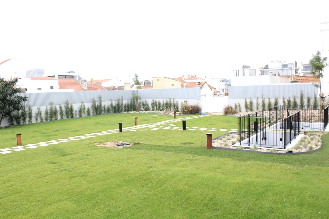 Apartamento T1 para Arrendamento em Alcochete Foto 4