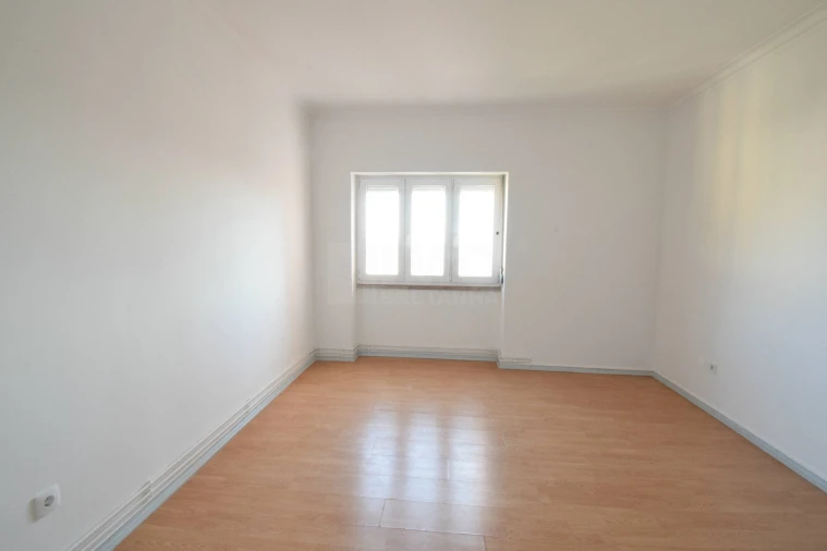 Apartamento T3 para Arrendamento em Covilhã e Canhoso Foto 5