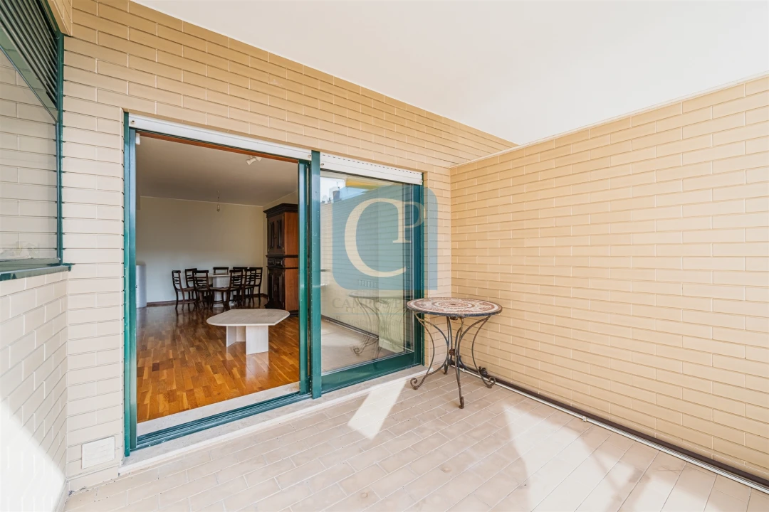Apartamento T3 para Arrendamento em Aldoar, Foz do Douro e Nevogilde Foto 7