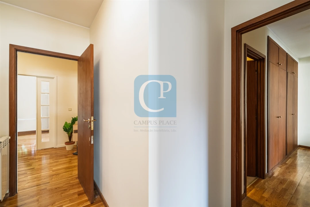 Apartamento T3 para Arrendamento em Aldoar, Foz do Douro e Nevogilde Foto 14