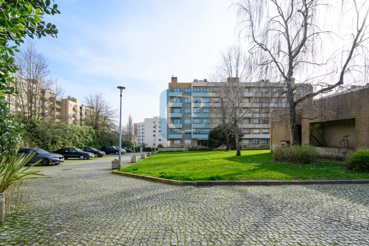 Apartamento T3 para Arrendamento em Aldoar, Foz do Douro e Nevogilde Foto 26