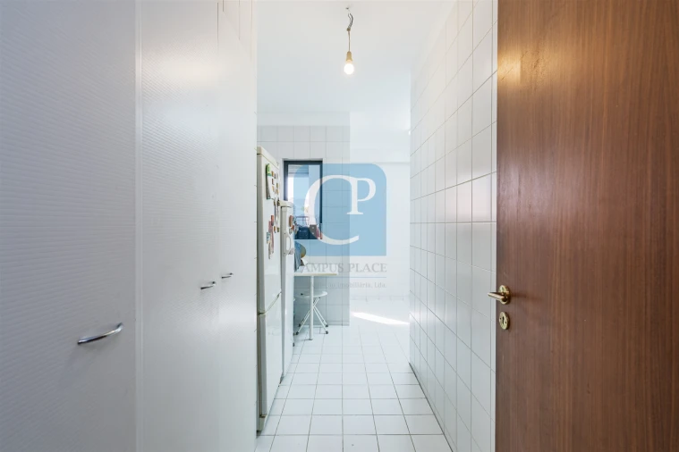 Apartamento T3 para Arrendamento em Aldoar, Foz do Douro e Nevogilde Foto 10