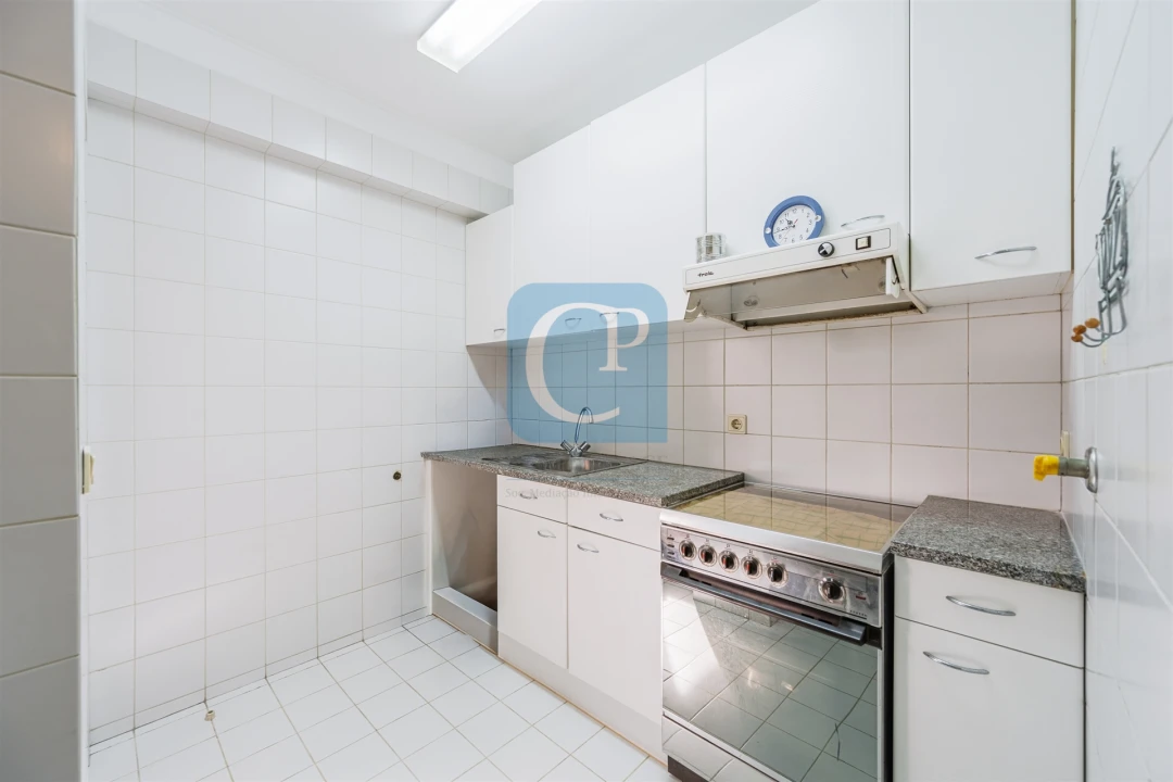 Apartamento T3 para Arrendamento em Aldoar, Foz do Douro e Nevogilde Foto 12