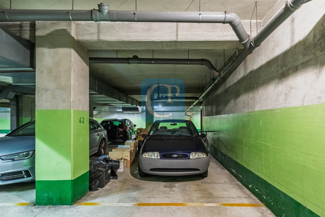 Apartamento T3 para Arrendamento em Aldoar, Foz do Douro e Nevogilde Foto 24