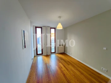 Apartamento T4 para Venda em Parque das Nações