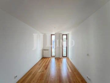 Apartamento T4 para Venda em Parque das Nações