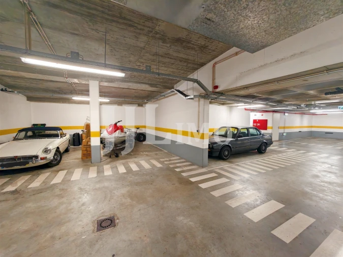 Apartamento T4 para Venda em Parque das Nações Foto 32